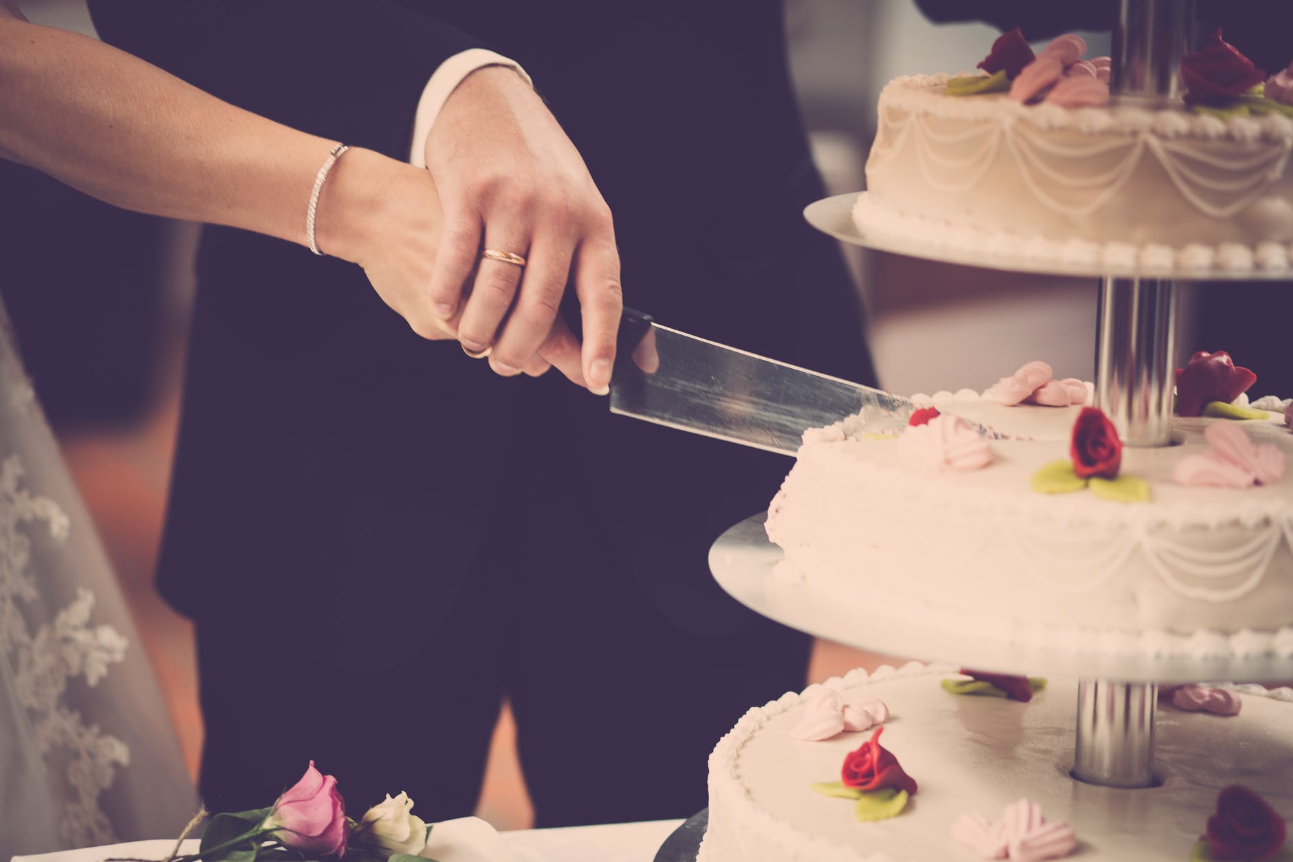 como escolher bolo de casamento
