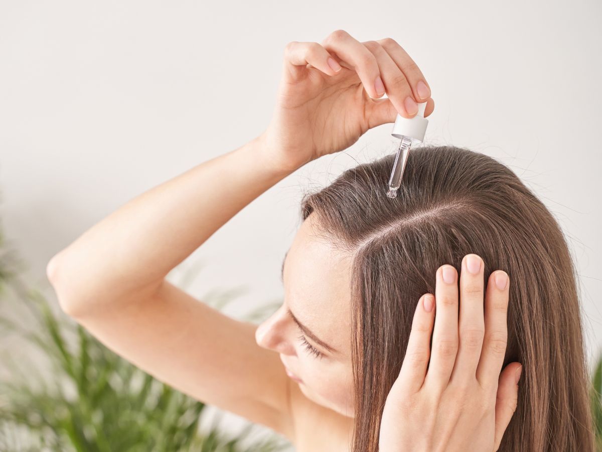 Óleos Essenciais para queda de cabelo: os 5 melhores de 2023