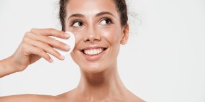 Removedores de Maquiagem Opções disponíveis para retirar a make SEM danificar a pele