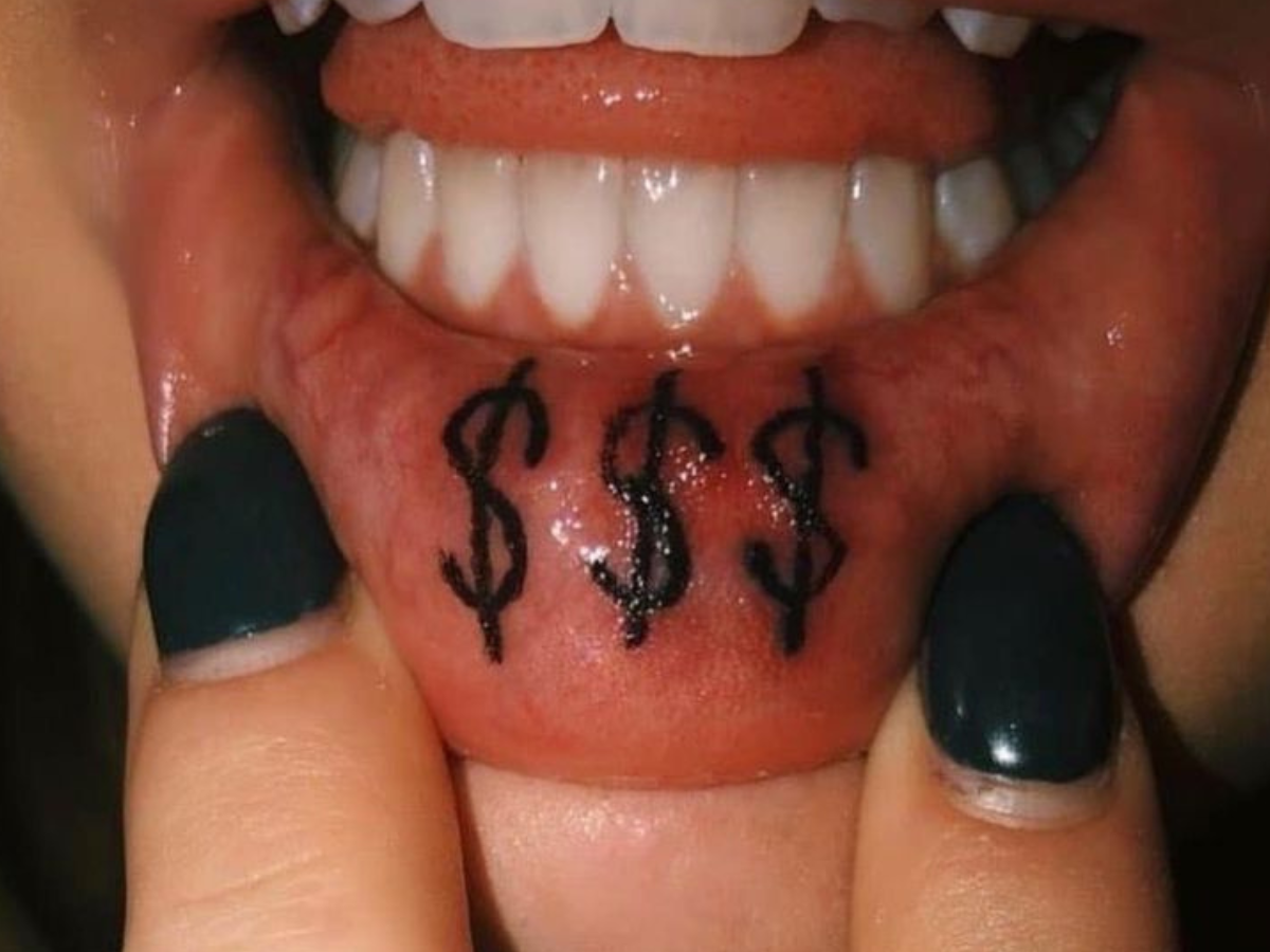 Tatuagem na boca cifras