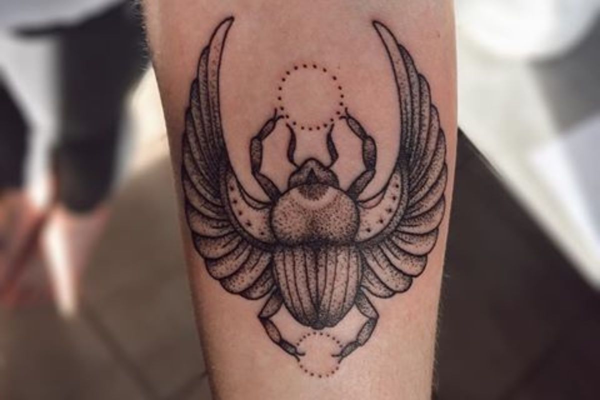 tatuagens signo de escorpião - escaravelho